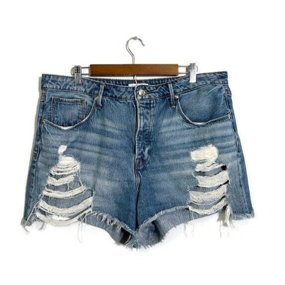 Good American Distressed Light Blue Jean Shorts